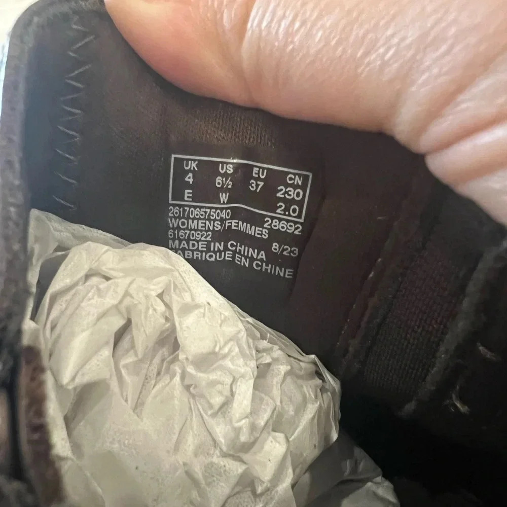 NWOB Clarks Collection Women’s Caroline Leather Ruched Ankle Boots - Picture 7 of 7